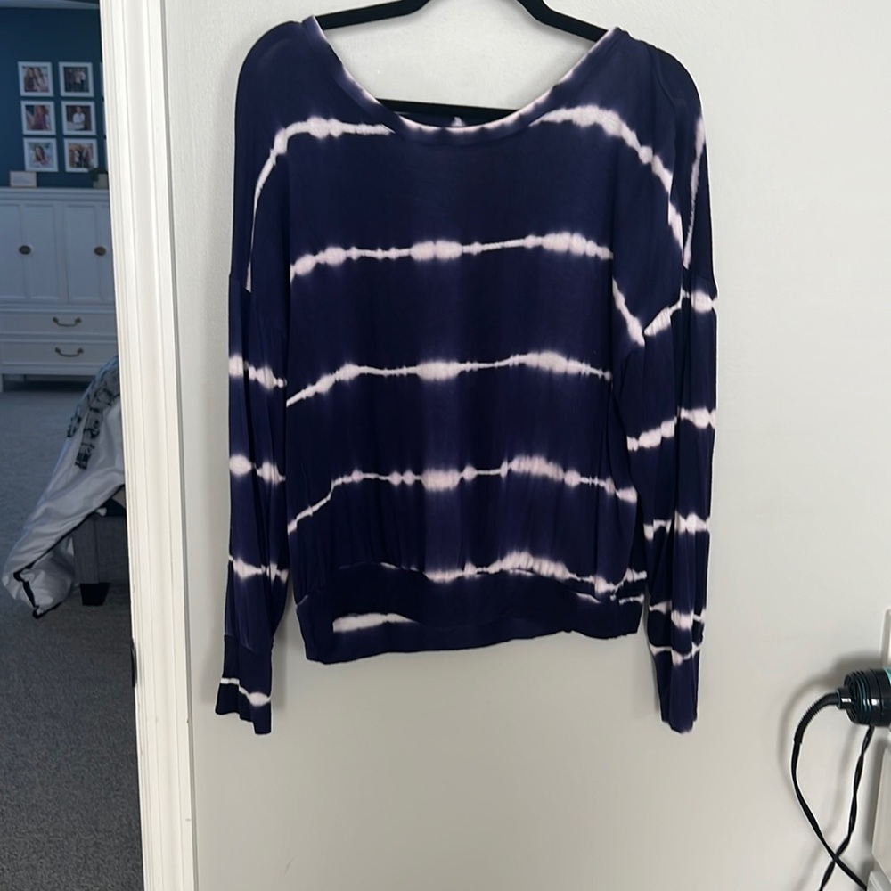 Soft long sleeve with white pattern on it